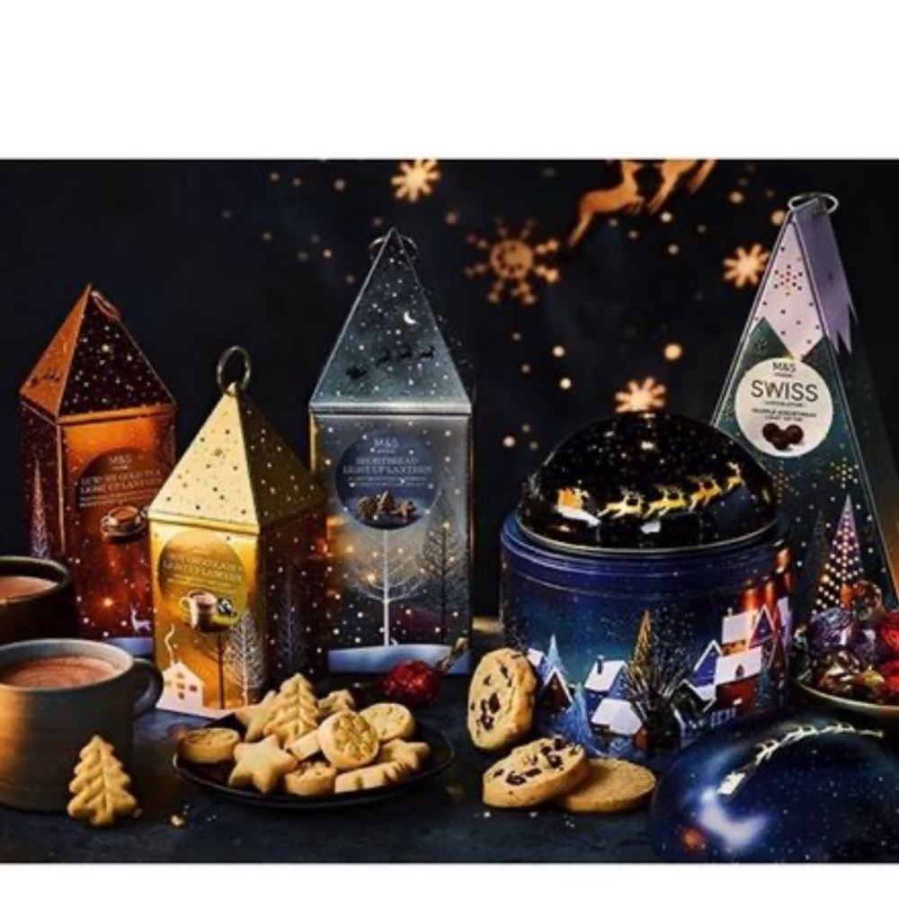 Marks&Spencer holiday light up tin set of 6.